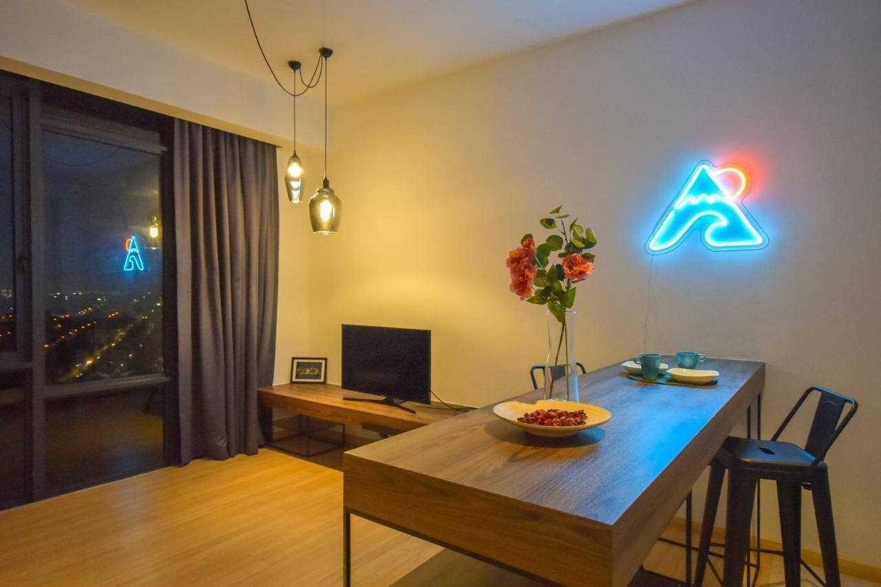 Cube 8Teens By Nest Home Johor Bahru Exterior foto